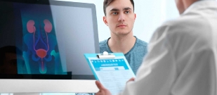 Consulta do médico por prostatite